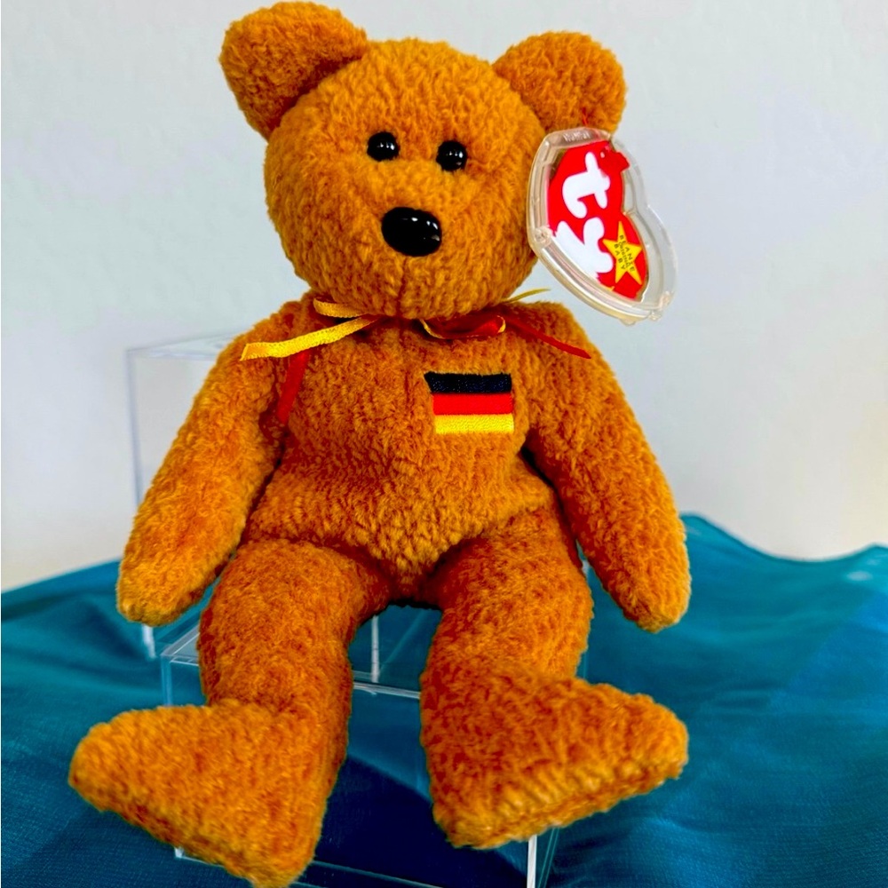 Ty Beanie Baby Germania Bear Rare Retired With Several “Errors”